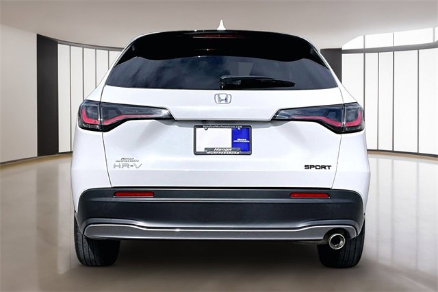Used 2023 Honda HR-V Sport image 5