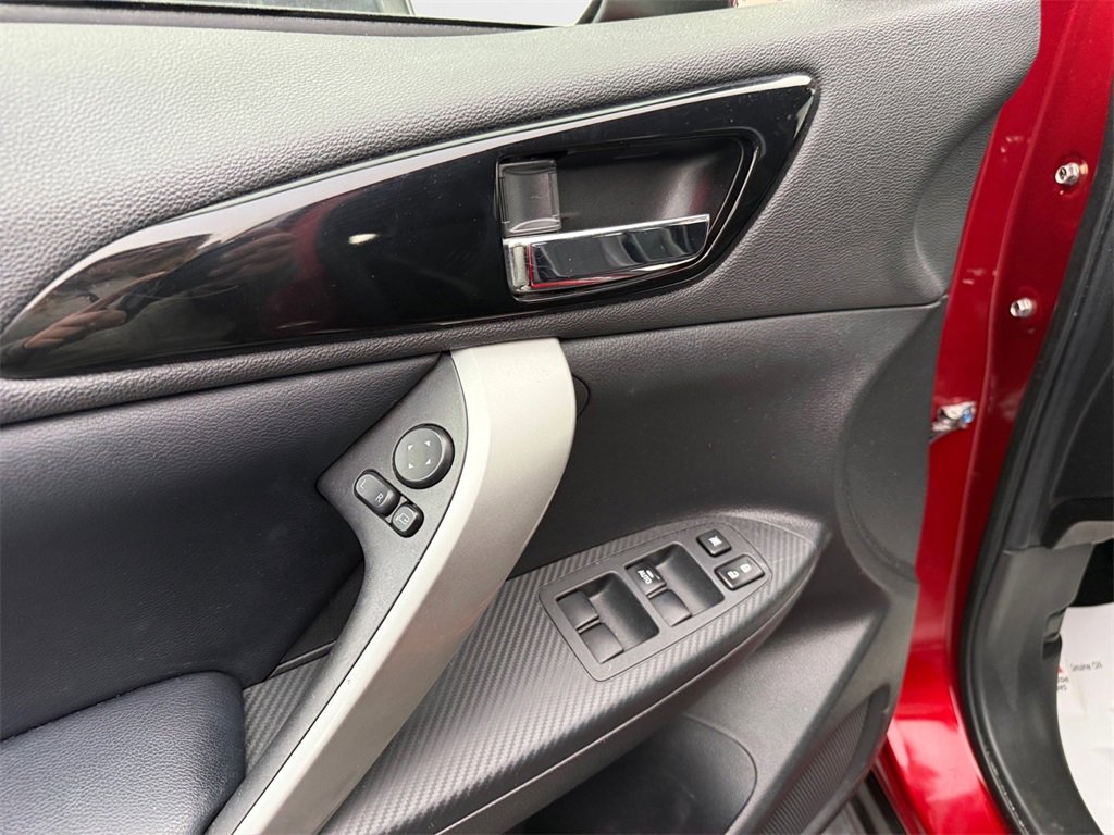 Used 2023 Mitsubishi Eclipse Cross SEL image 14