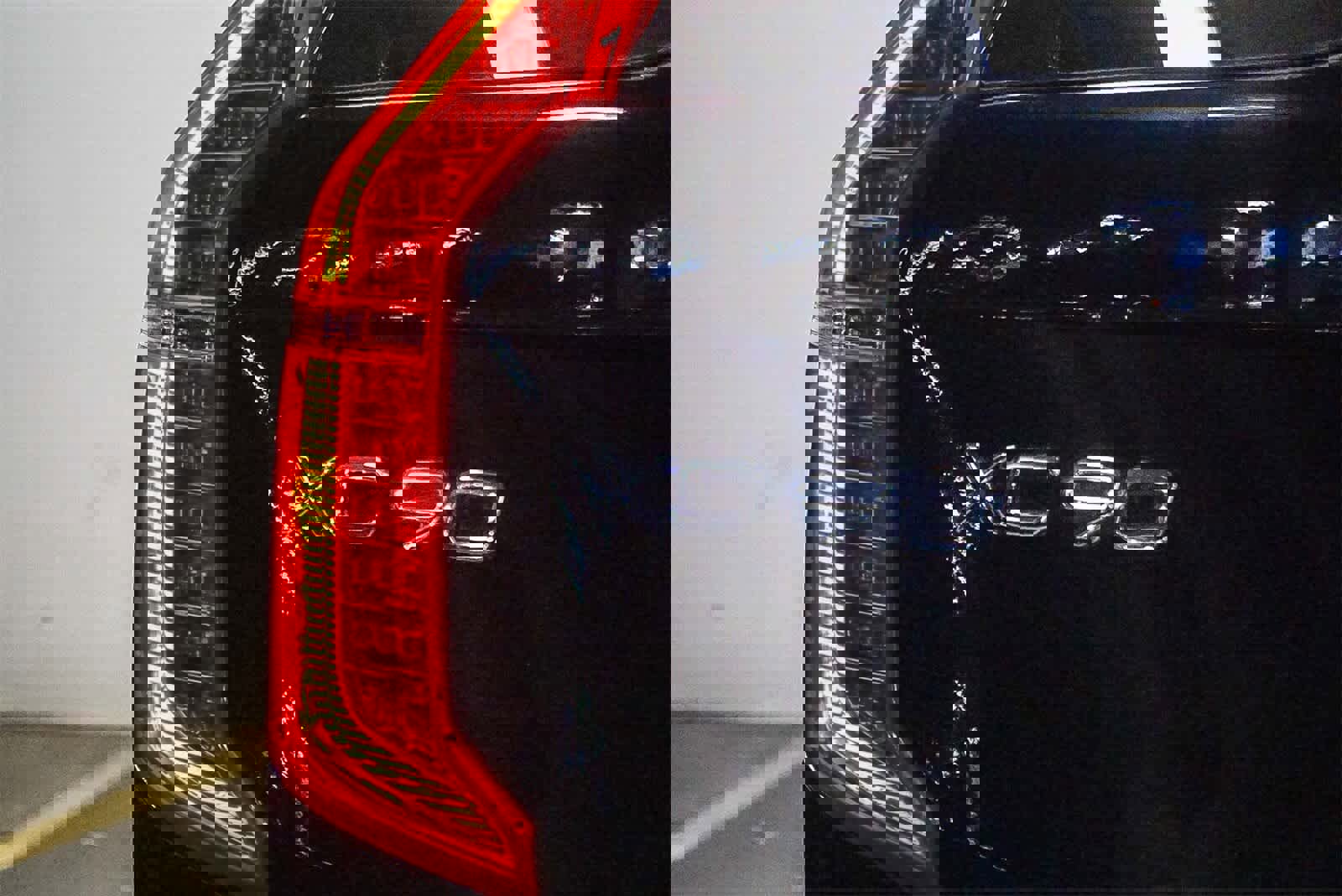 Used 2021 Volvo XC90 T8 Inscription w/ Advanced Package image 11