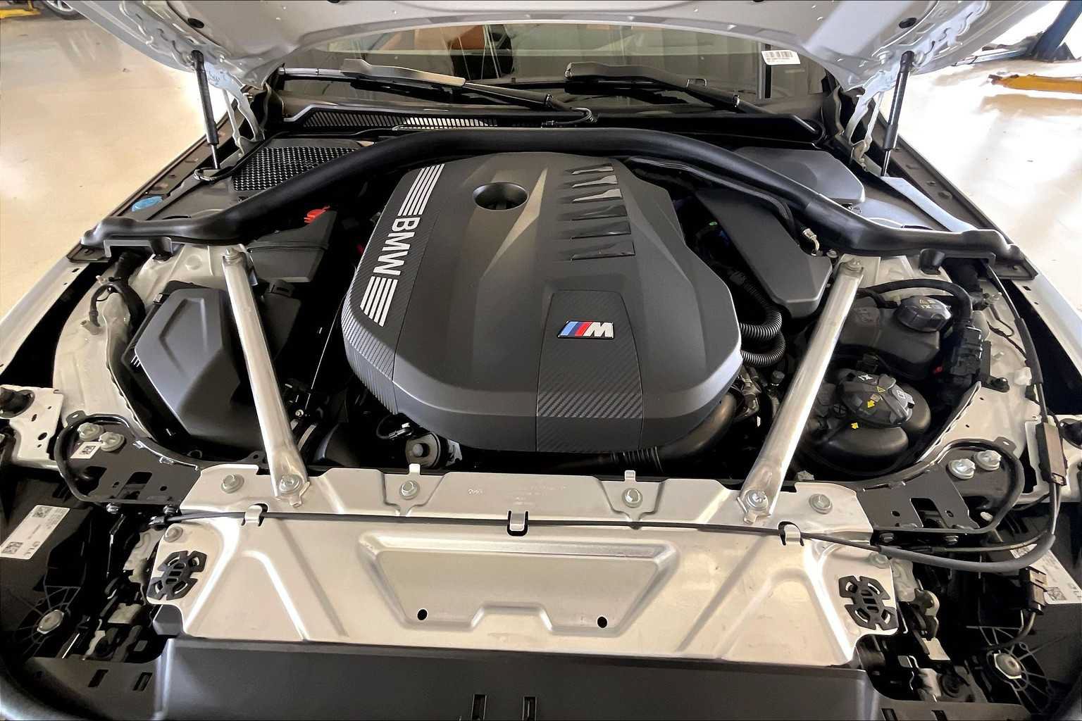 Used 2026 BMW M440i Coupe w/ Premium Package RWD image 16