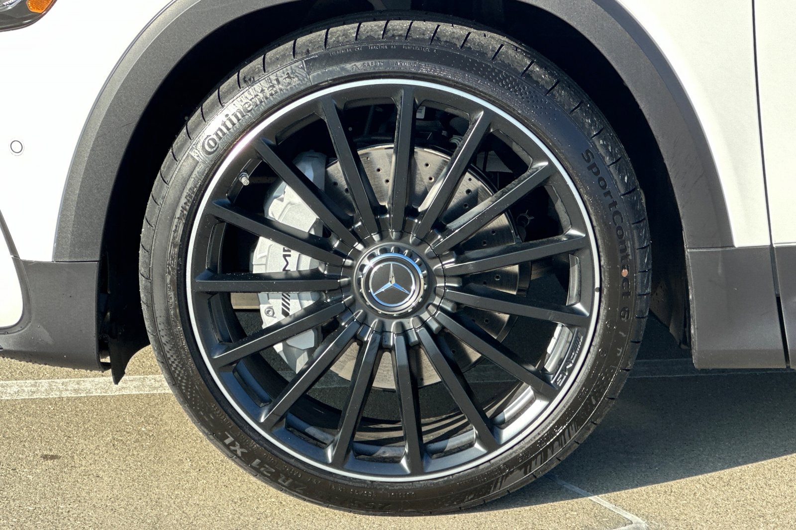 New 2026 Mercedes-Benz GLB 35 AMG 4MATIC image 11