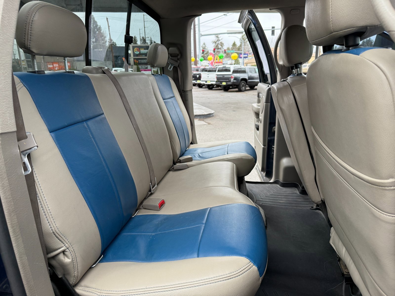 Used 2004 Dodge Ram 3500 Truck SLT w/ Trailer Tow Group image 8