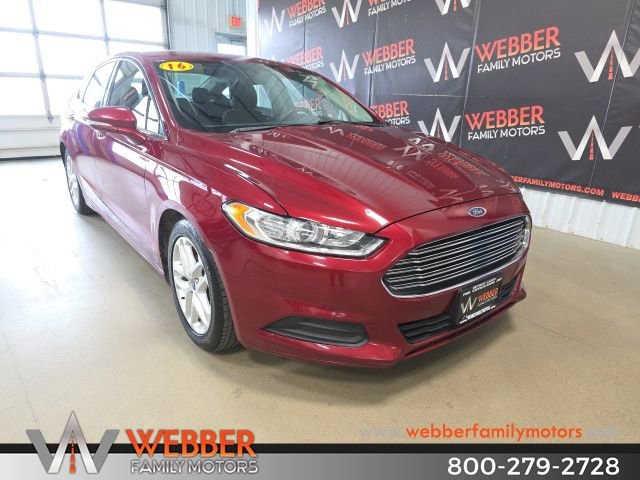 Used 2016 Ford Fusion SE w/ SE Cold Weather Package