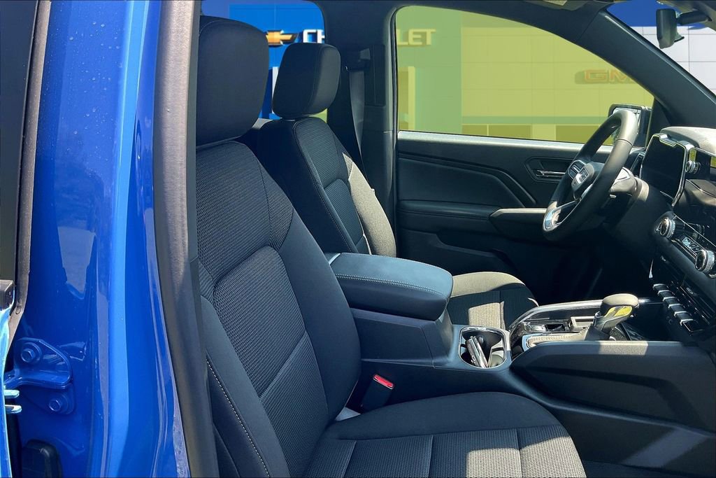 New 2026 GMC Canyon Elevation w/ Technology Package RWD image 11