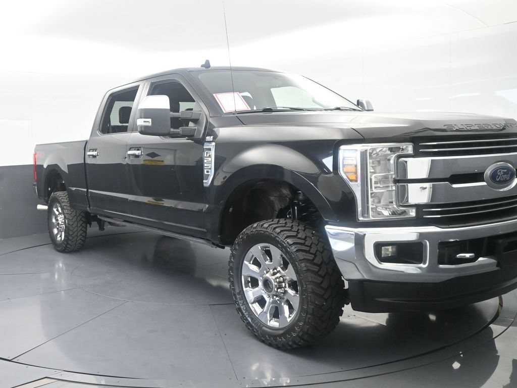 Used 2019 Ford F250 Lariat w/ Chrome Package AWD/4WD image 9