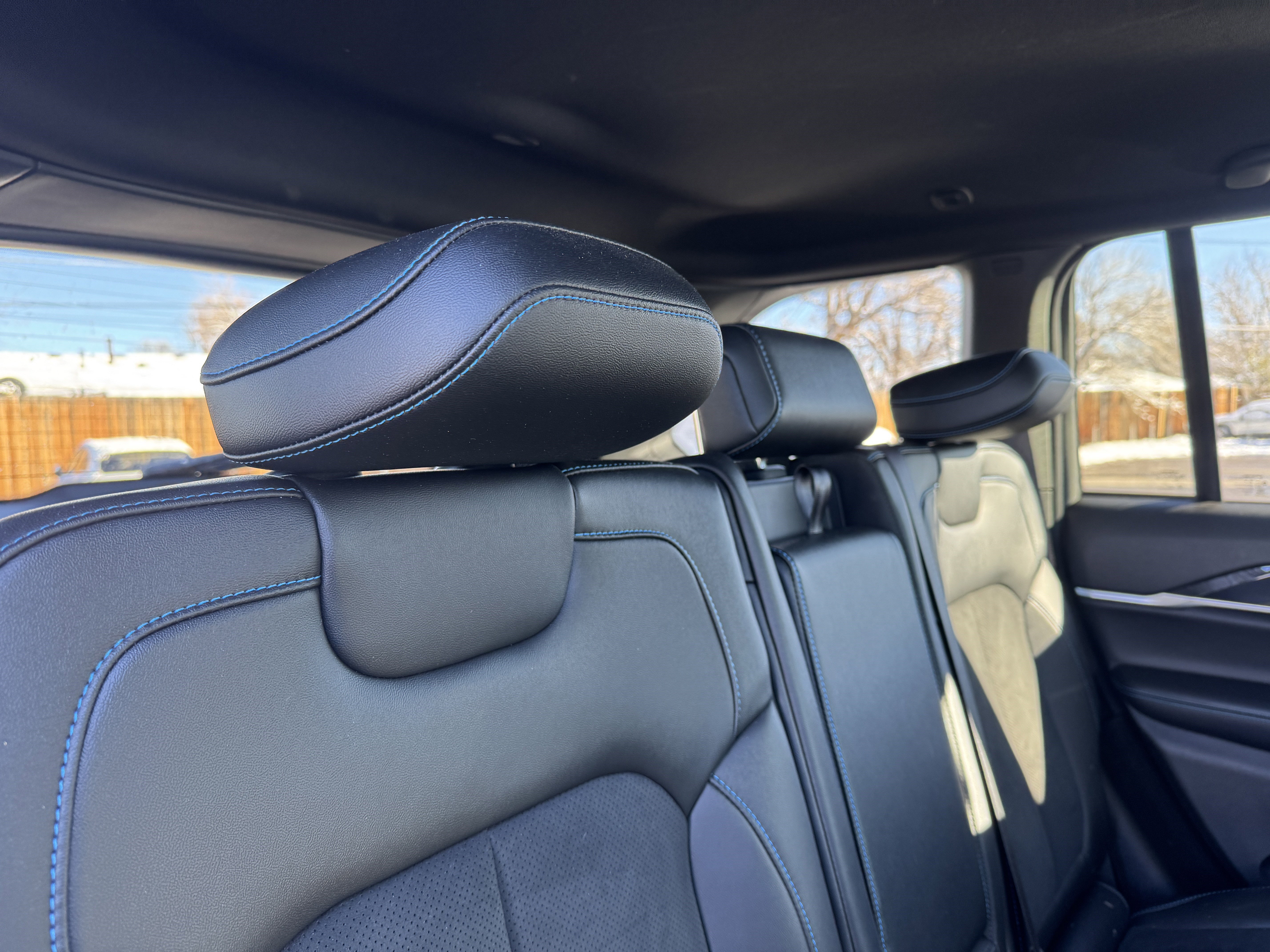 Used 2024 Jeep Grand Cherokee Trailhawk image 19