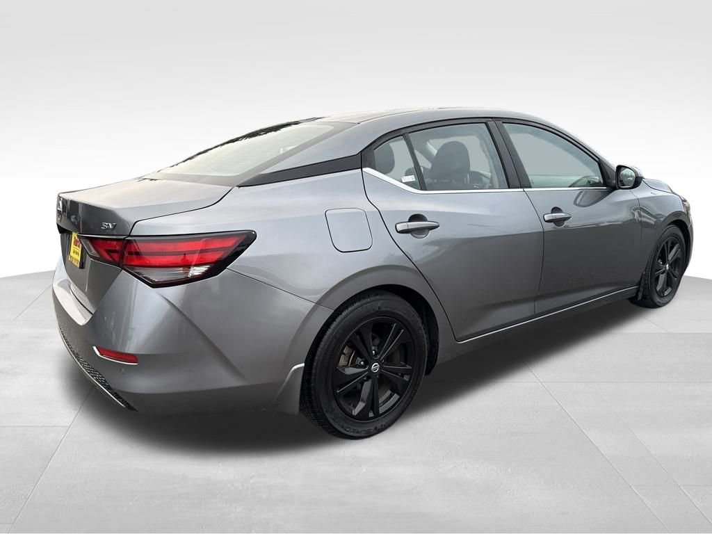 Used 2021 Nissan Sentra SV w/ Trunk Package image 9