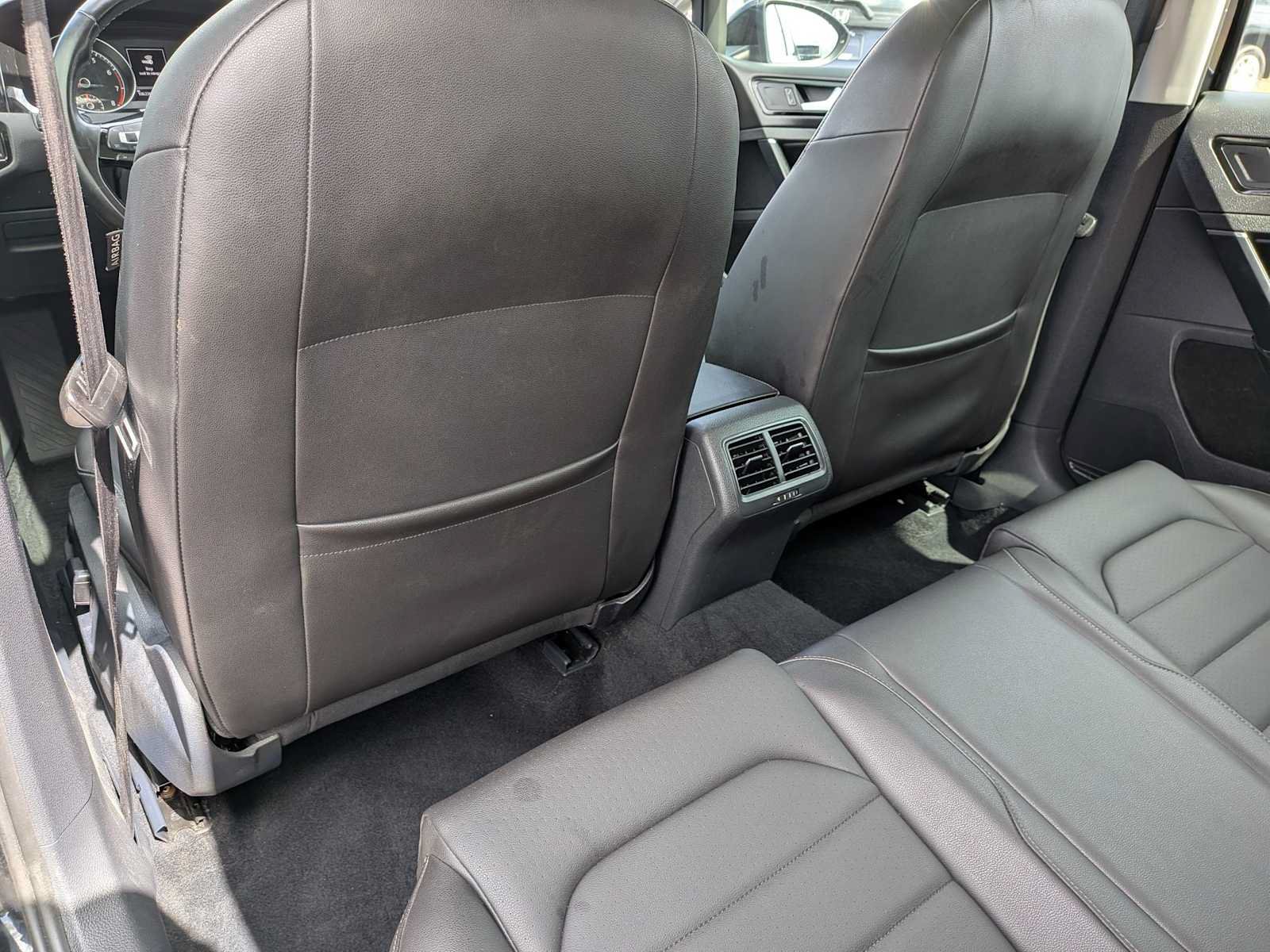 Used 2016 Volkswagen Golf Limited Edition FWD image 18