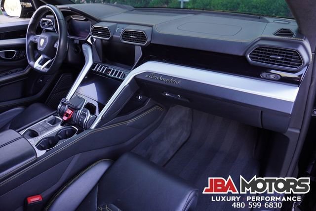 Used 2019 Lamborghini Urus image 94