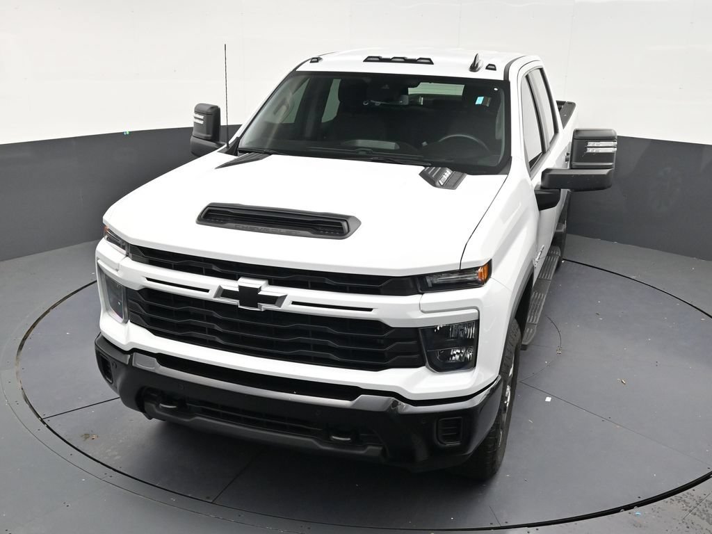 Used 2025 Chevrolet Silverado 2500 Custom w/ Custom Value Package AWD/4WD image 18