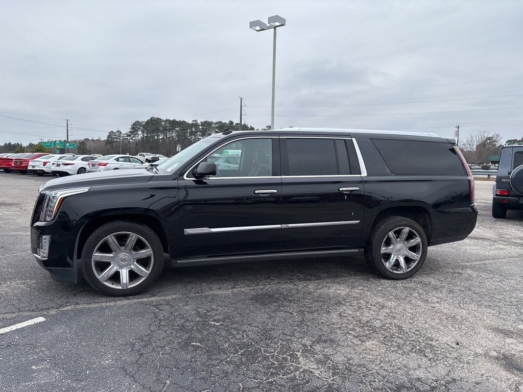 Used 2015 Cadillac Escalade ESV Premium image 5