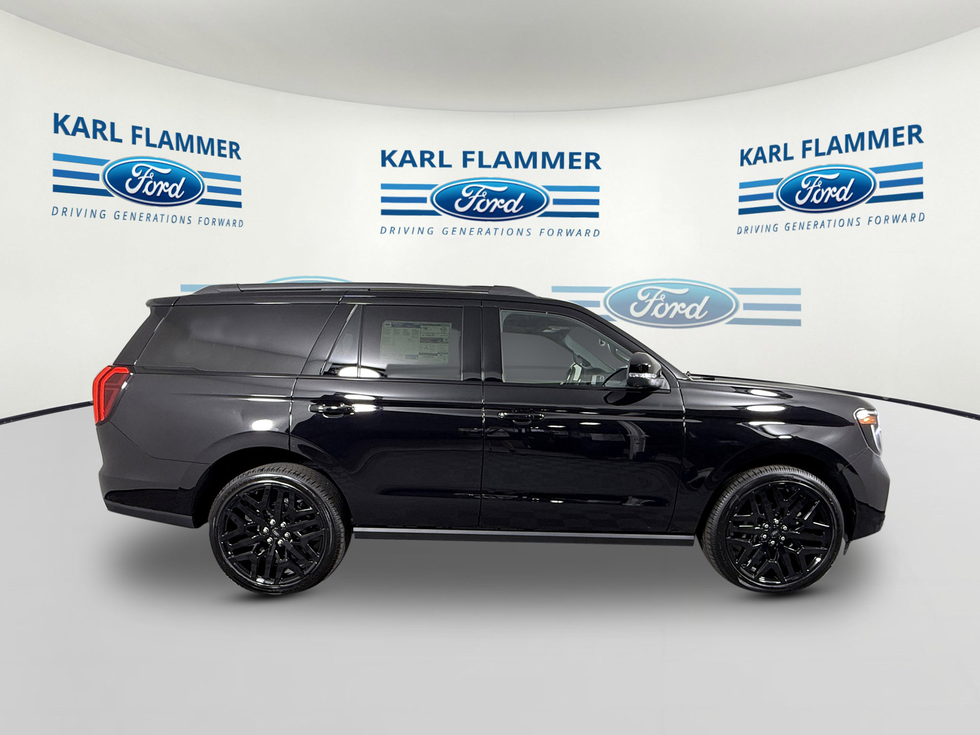 New 2026 Ford Expedition Platinum w/ Stealth Performance Package AWD/4WD image 2