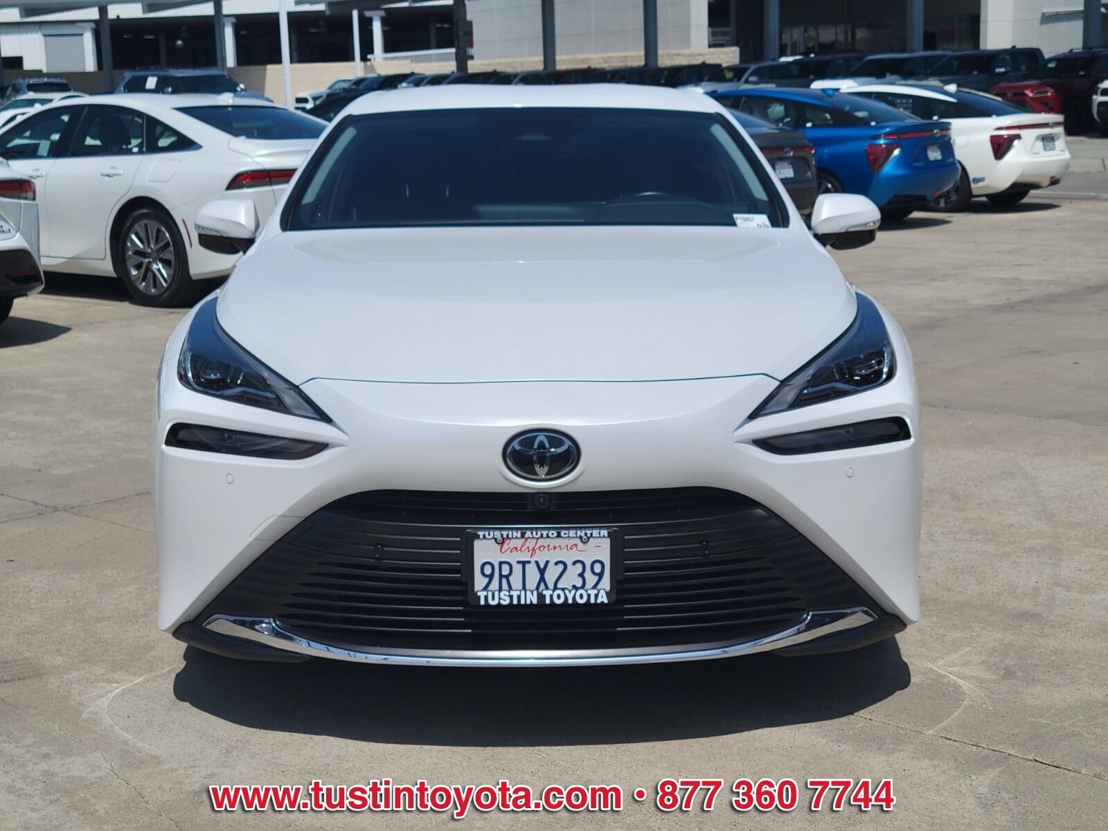 Used 2024 Toyota Mirai w/ Advanced Technology Package RWD image 8