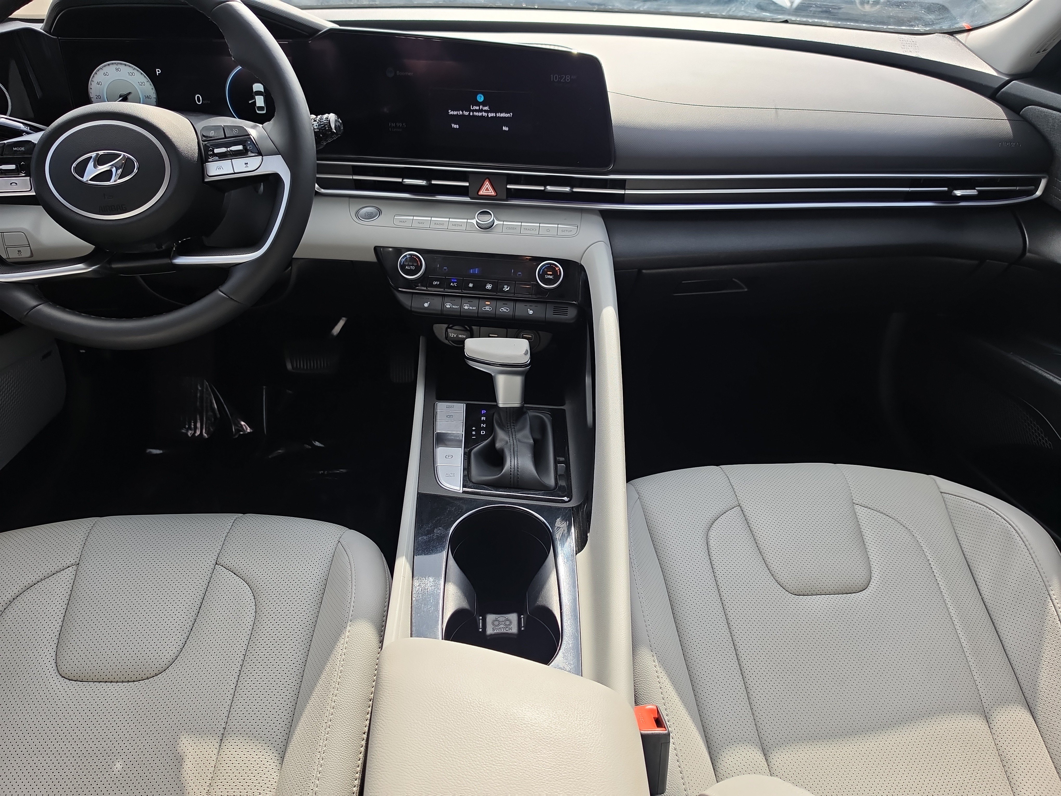 Used 2022 Hyundai Elantra Limited FWD image 14