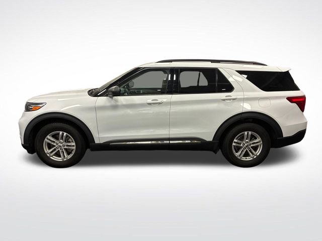 Used 2020 Ford Explorer XLT w/ Equipment Group 202A RWD image 2