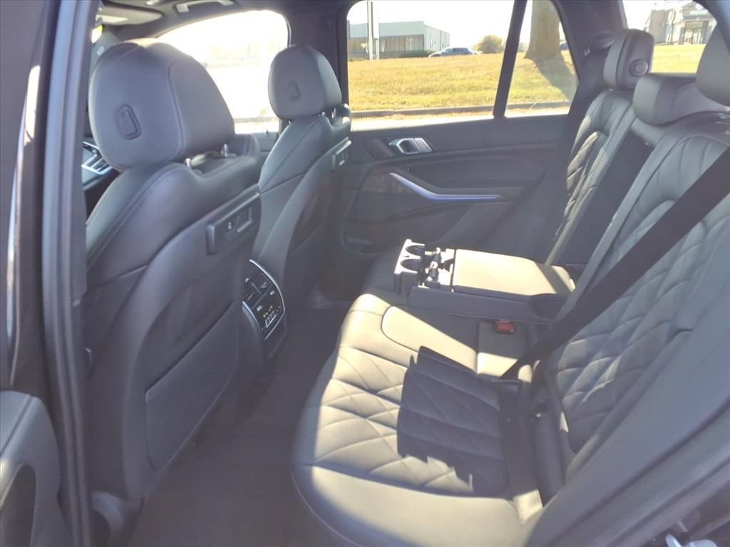 Used 2023 BMW X5 xDrive40i w/ Premium Package image 29