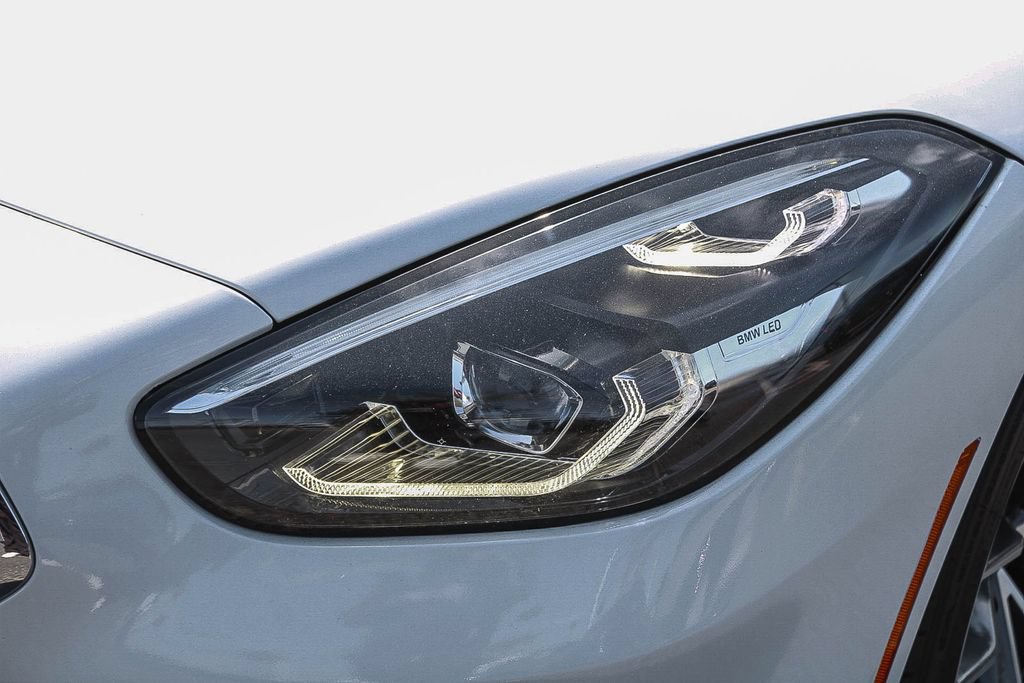 Used 2022 BMW Z4 sDrive30i w/ Driving Assistance Package RWD image 8