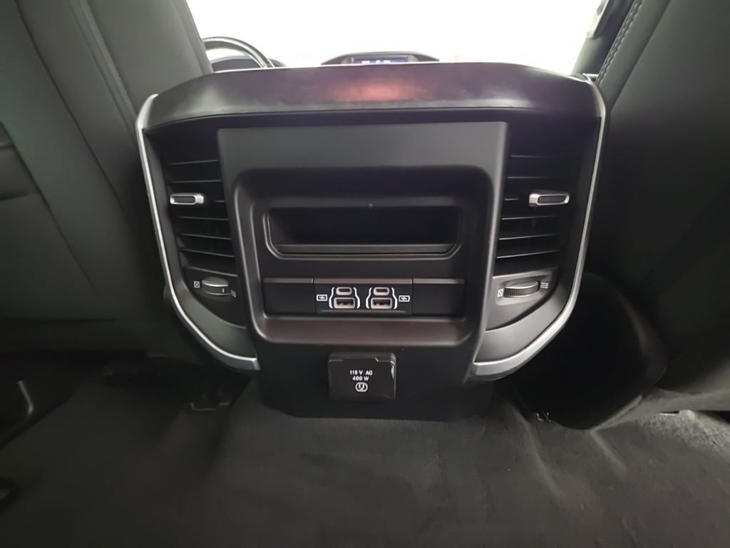 Used 2021 RAM 1500 Big Horn AWD/4WD image 39
