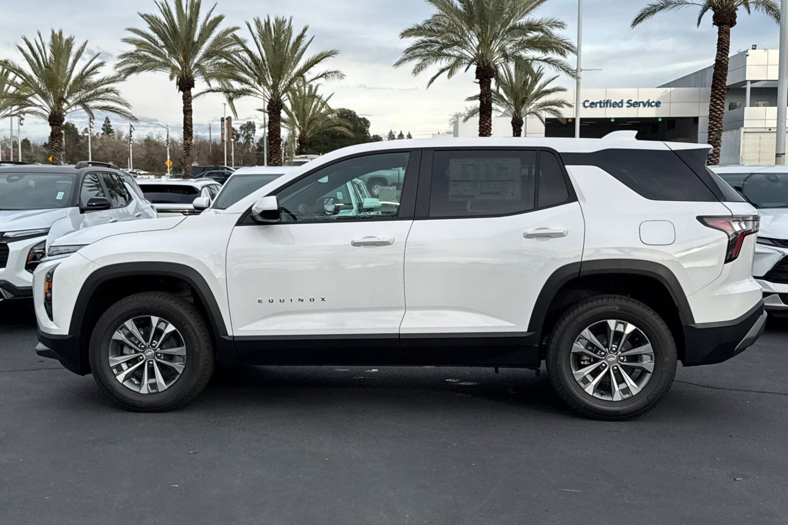 New 2026 Chevrolet Equinox LT image 6