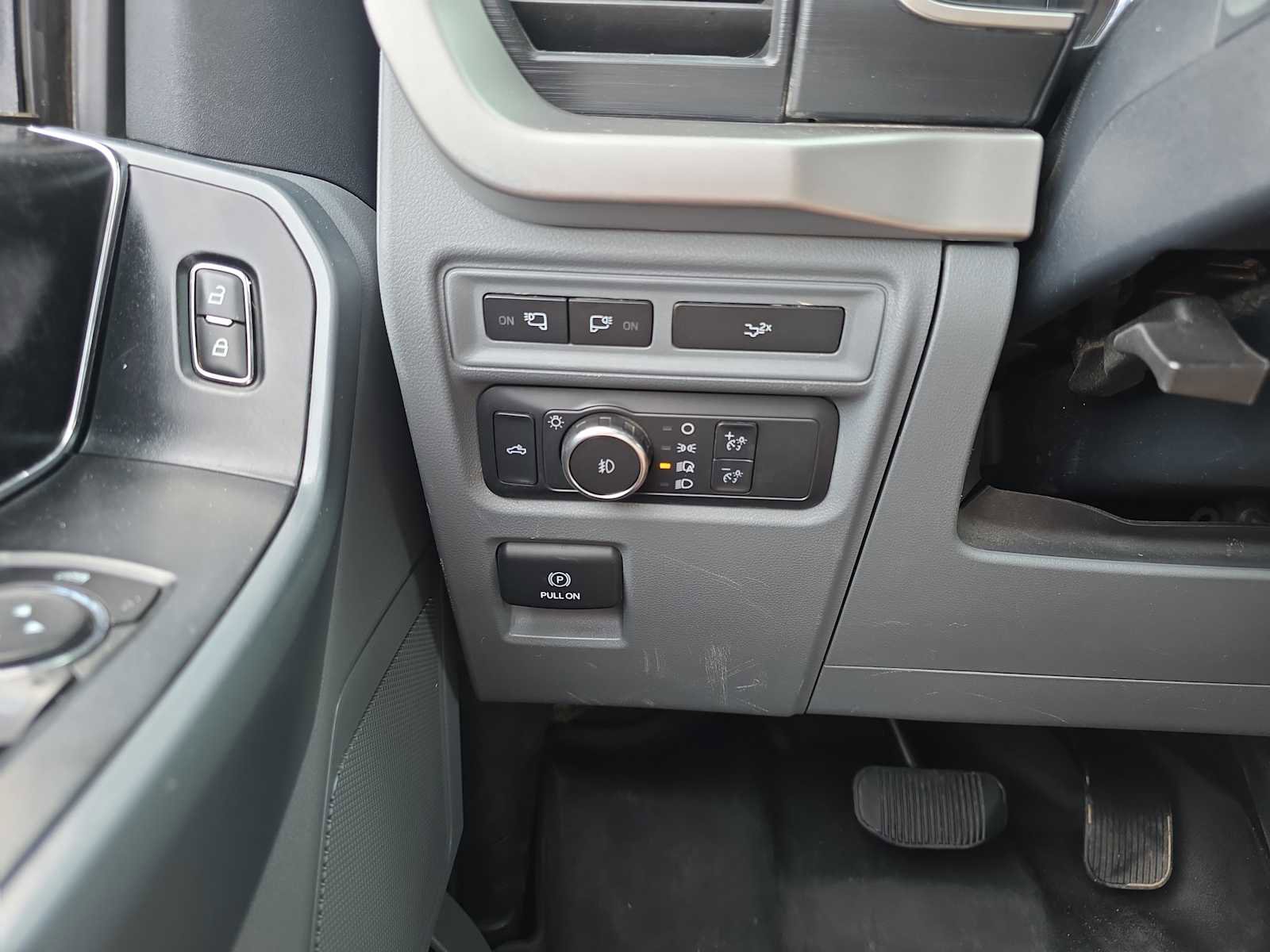 Used 2022 Ford F150 XLT w/ Equipment Group 302A High image 19