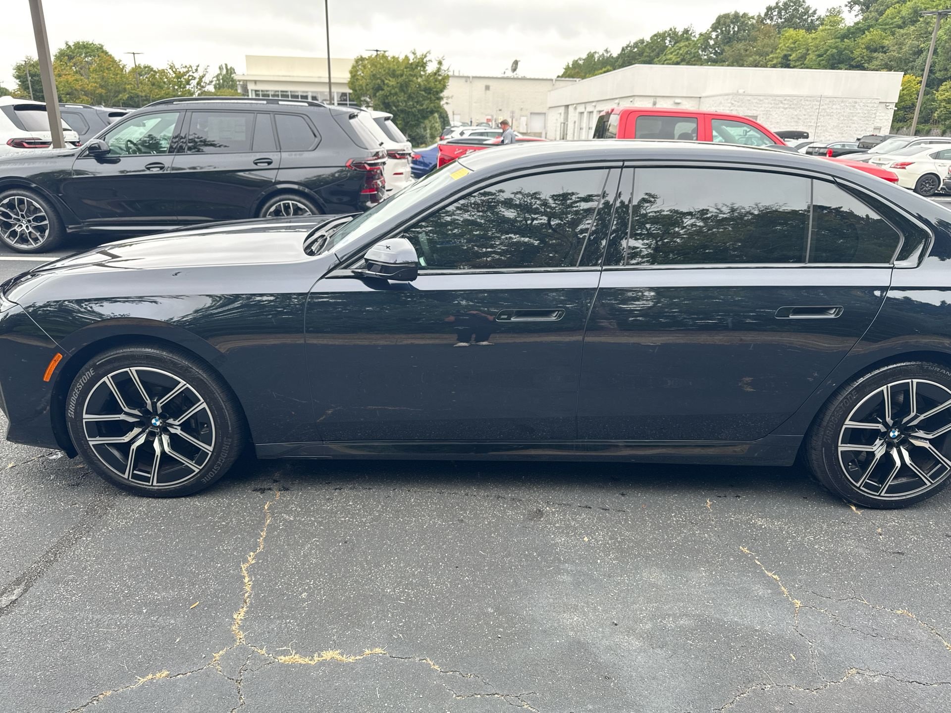 Used 2026 BMW 740i xDrive w/ Premium Package AWD/4WD image 8