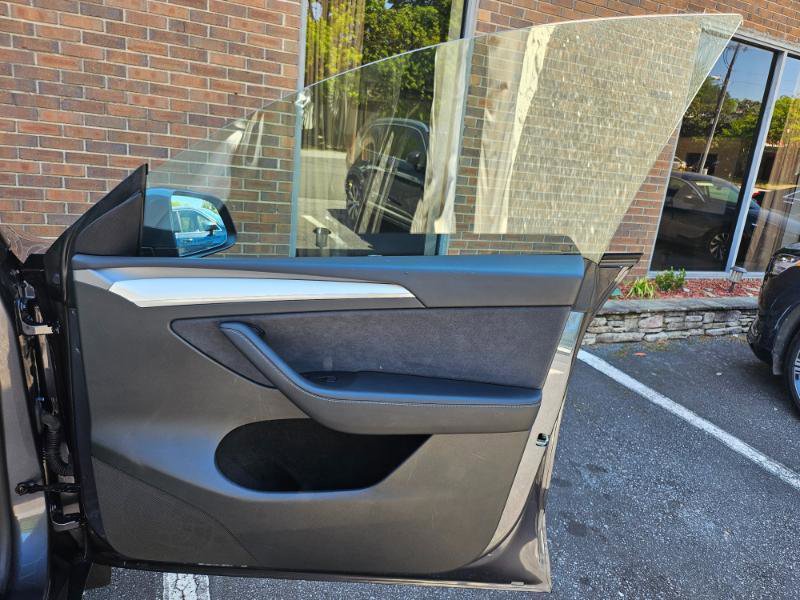 Used 2023 Tesla Model Y Performance AWD/4WD image 56