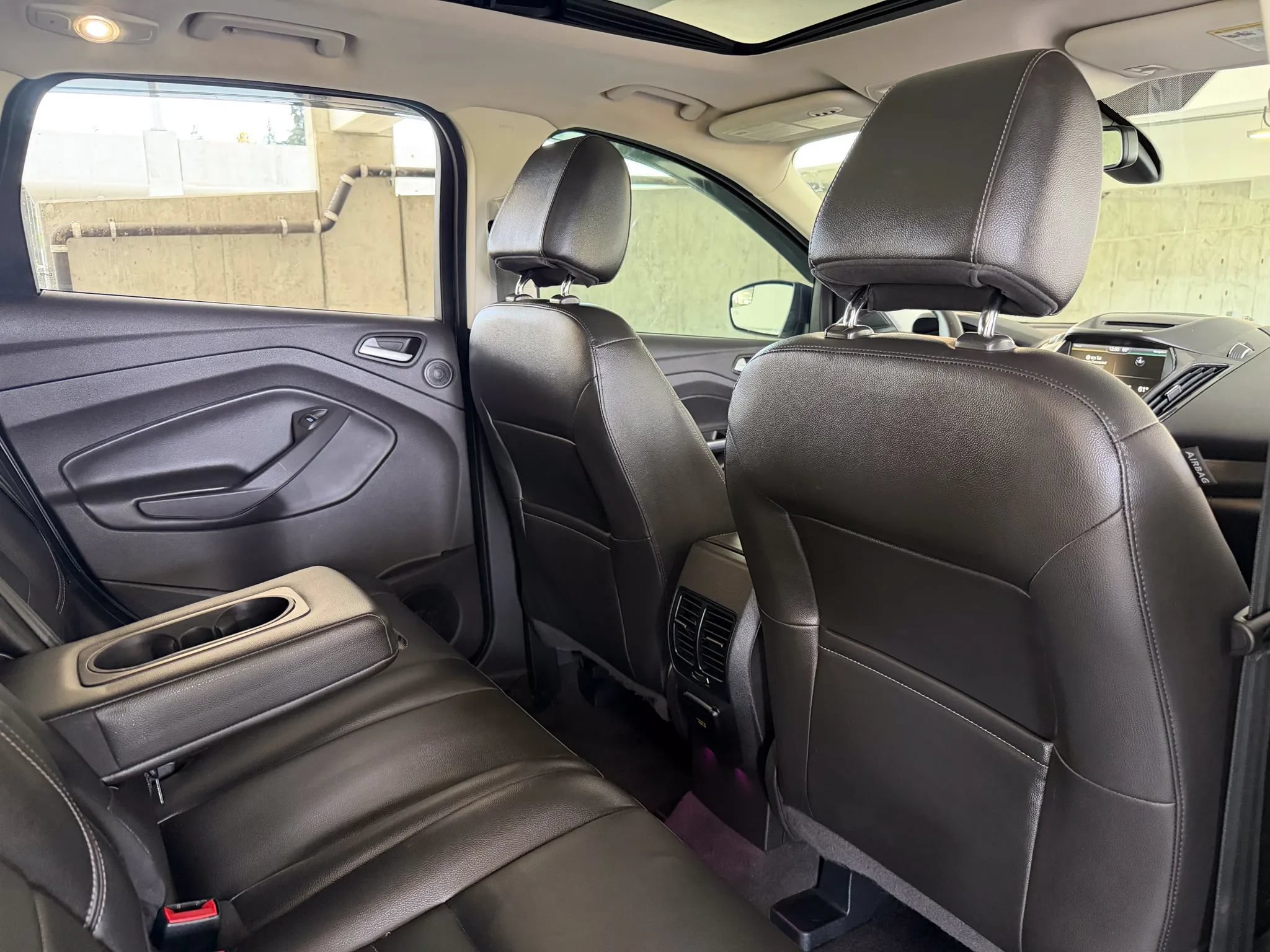 Used 2015 Ford Escape Titanium FWD image 24