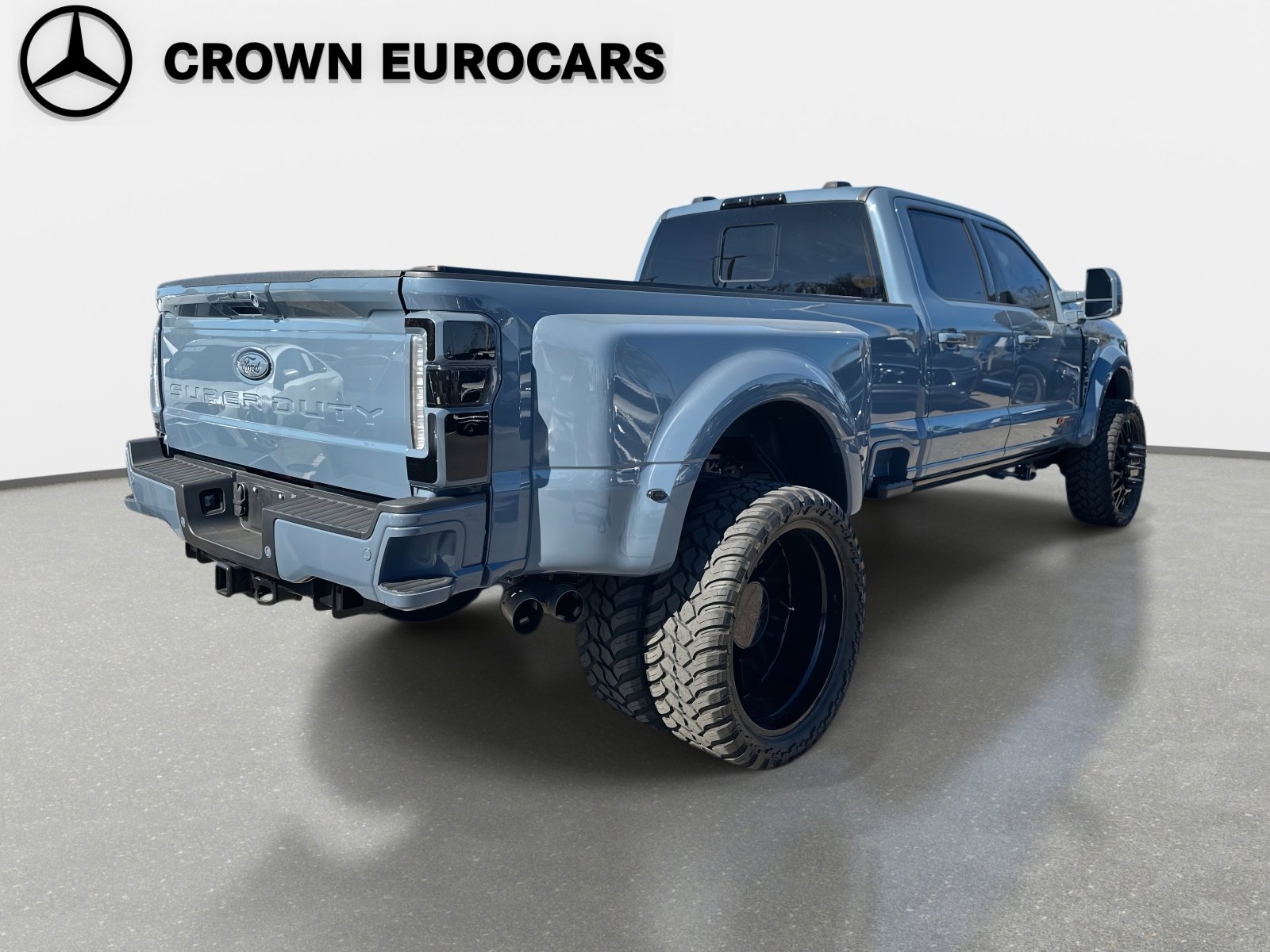 Used 2023 Ford F450 Lariat w/ Lariat Ultimate Package image 5