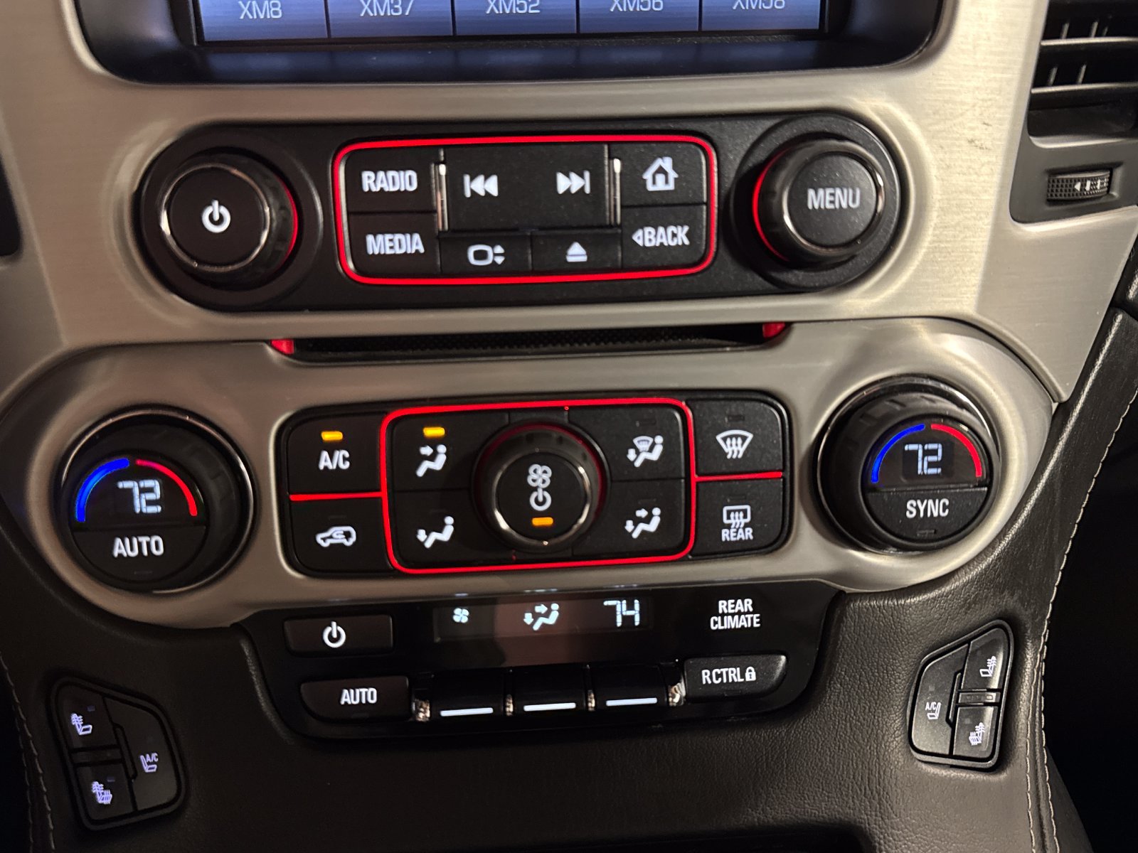 Used 2016 GMC Yukon SLT w/ Open Road Package AWD/4WD image 19