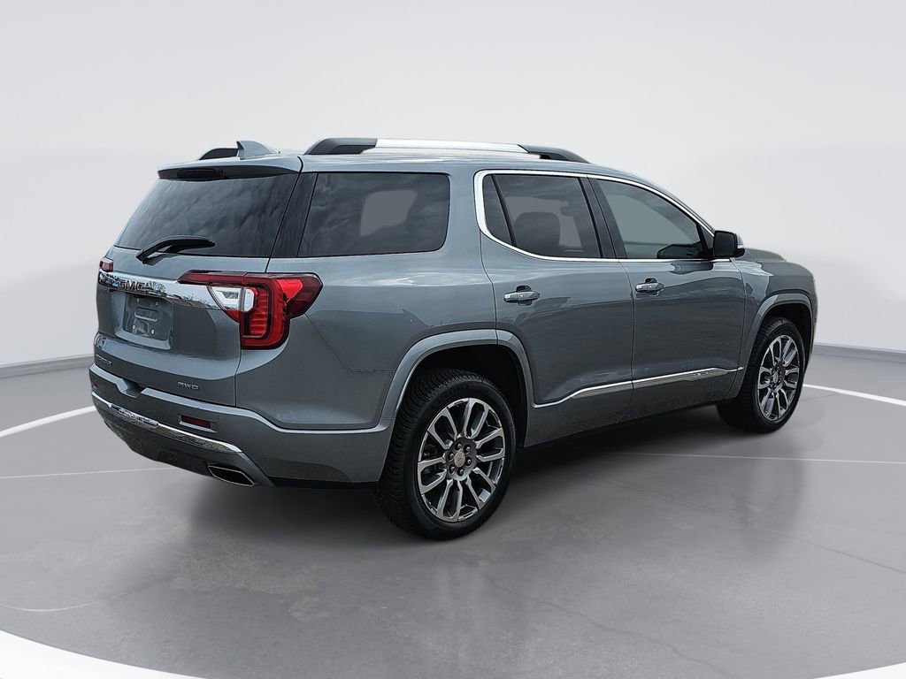 Certified 2023 GMC Acadia Denali w/ Denali Ultimate Package AWD/4WD image 3