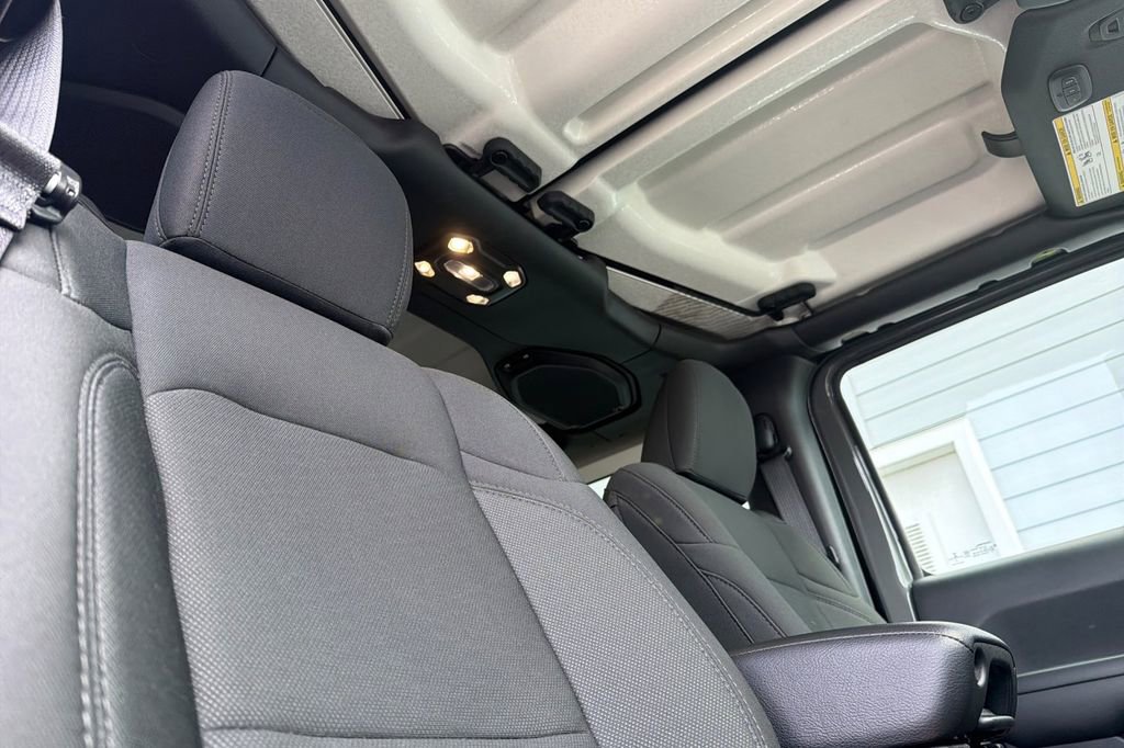 Used 2021 Jeep Wrangler Sport S image 16