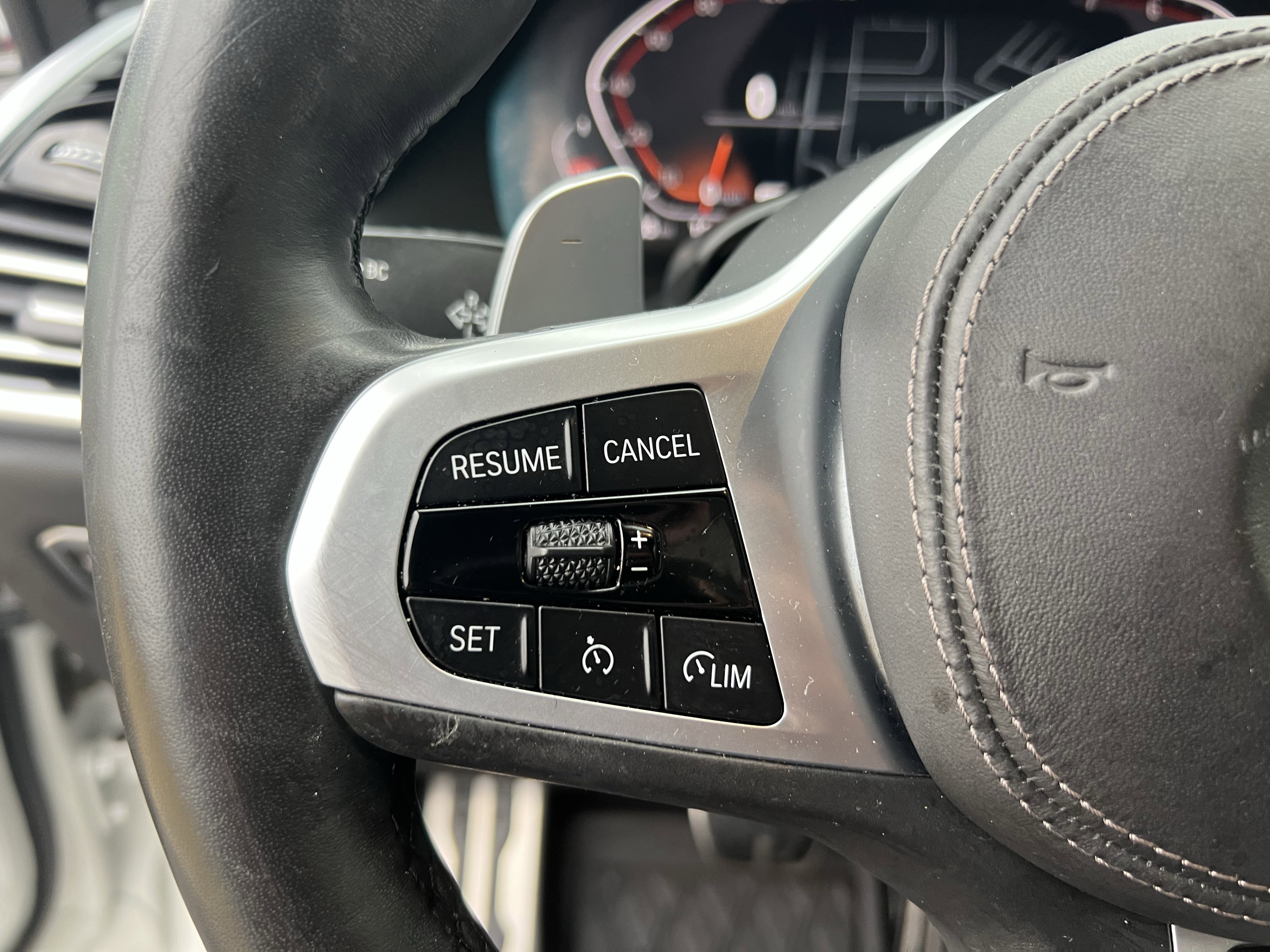 Used 2019 BMW X5 xDrive40i w/ M Sport Package image 21