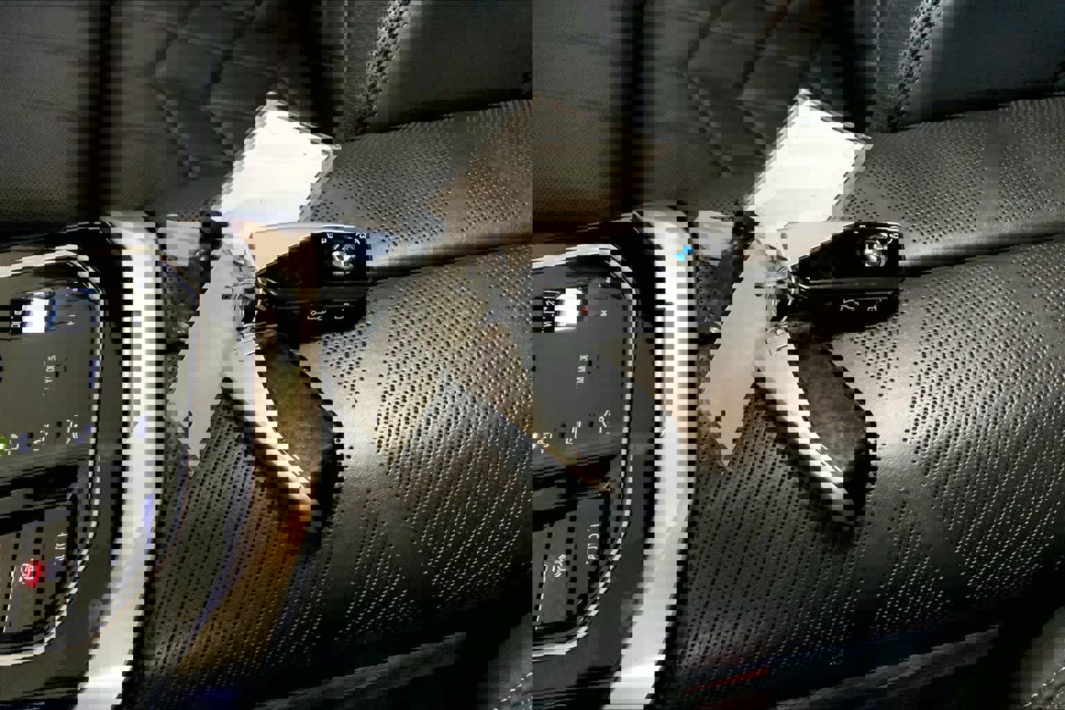 Certified 2023 BMW 760i xDrive AWD/4WD image 14