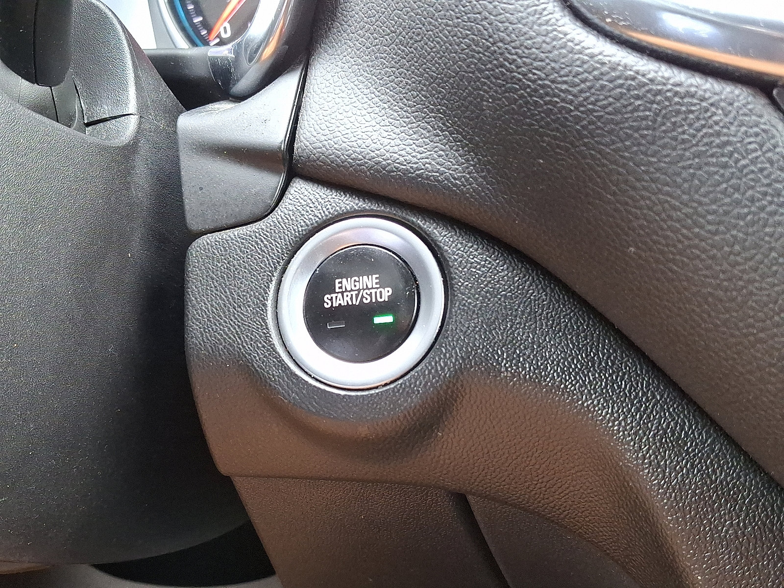 Used 2022 Chevrolet Equinox LT image 23