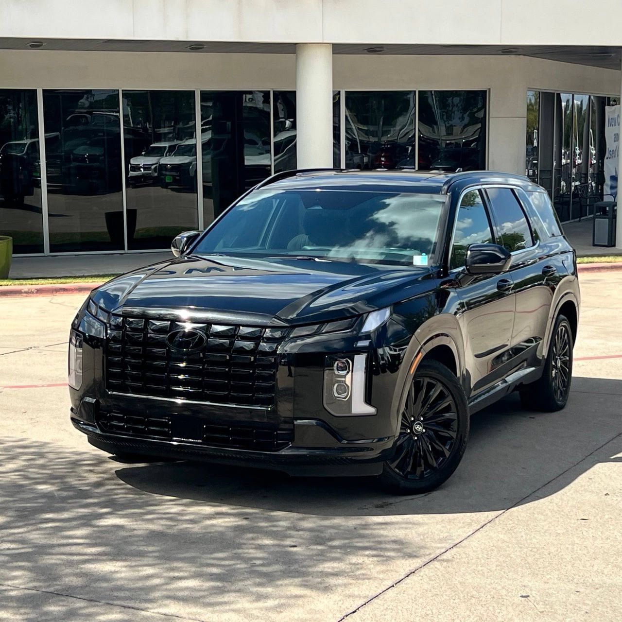 Used 2024 Hyundai Palisade Calligraphy AWD/4WD image 10