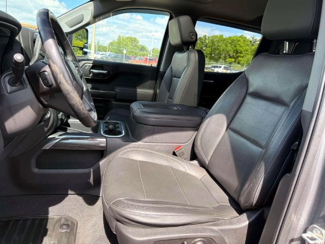 Used 2020 Chevrolet Silverado 1500 LTZ w/ LTZ Premium Package AWD/4WD image 19