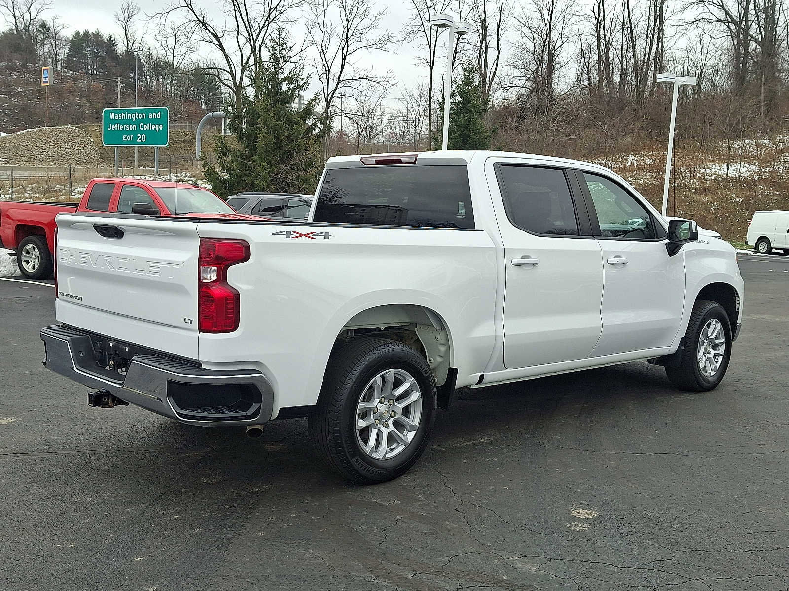 Used 2022 Chevrolet Silverado 1500 LT image 6