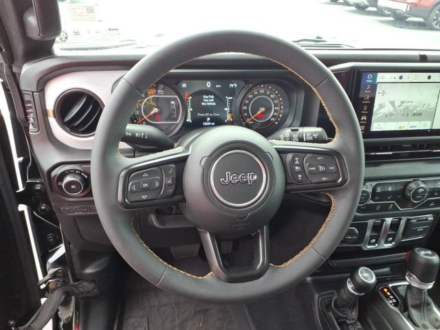 Used 2024 Jeep Wrangler Sport AWD/4WD image 7