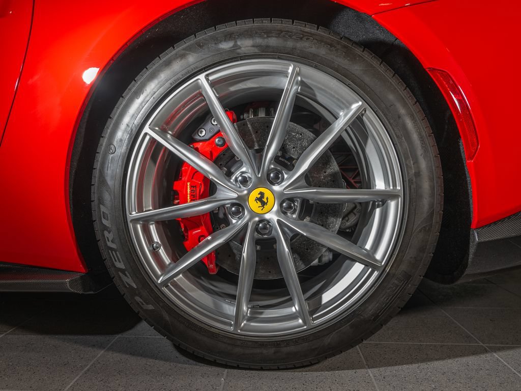 Certified 2022 Ferrari 812 GTS RWD image 34