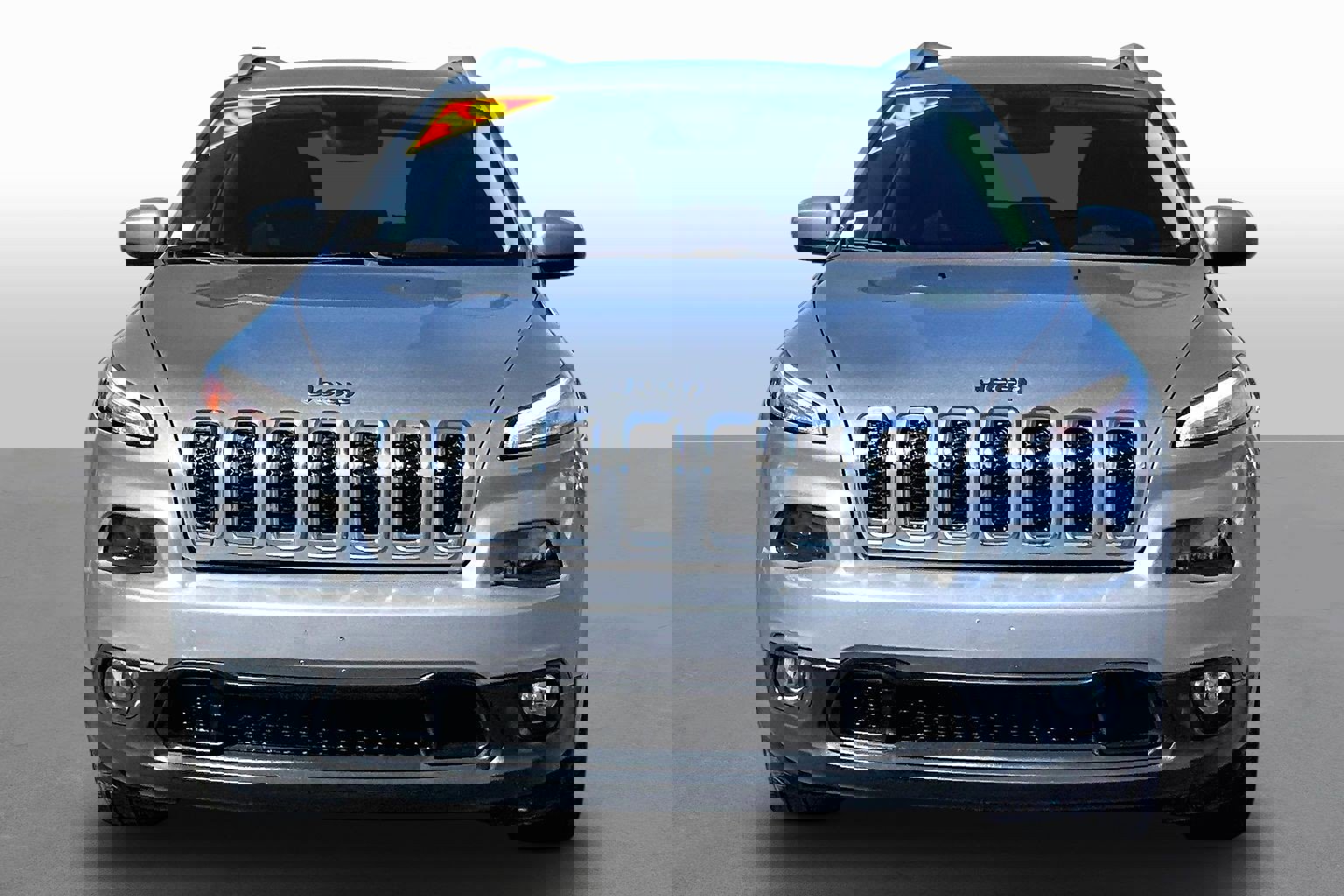 Used 2016 Jeep Cherokee Latitude image 3