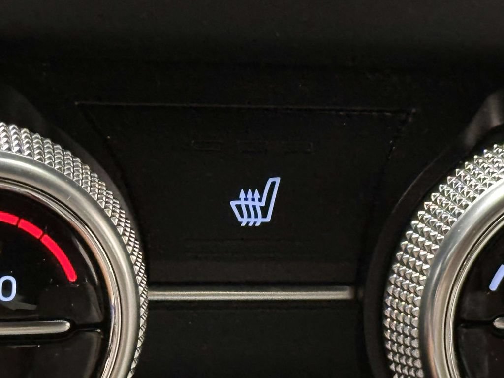 Used 2023 Genesis G70 2.0T AWD/4WD image 28