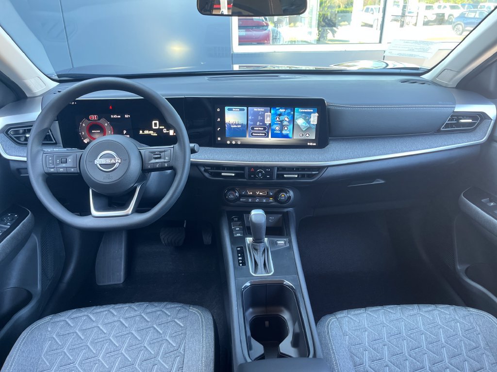 New 2027 Nissan Kicks SV AWD/4WD image 12