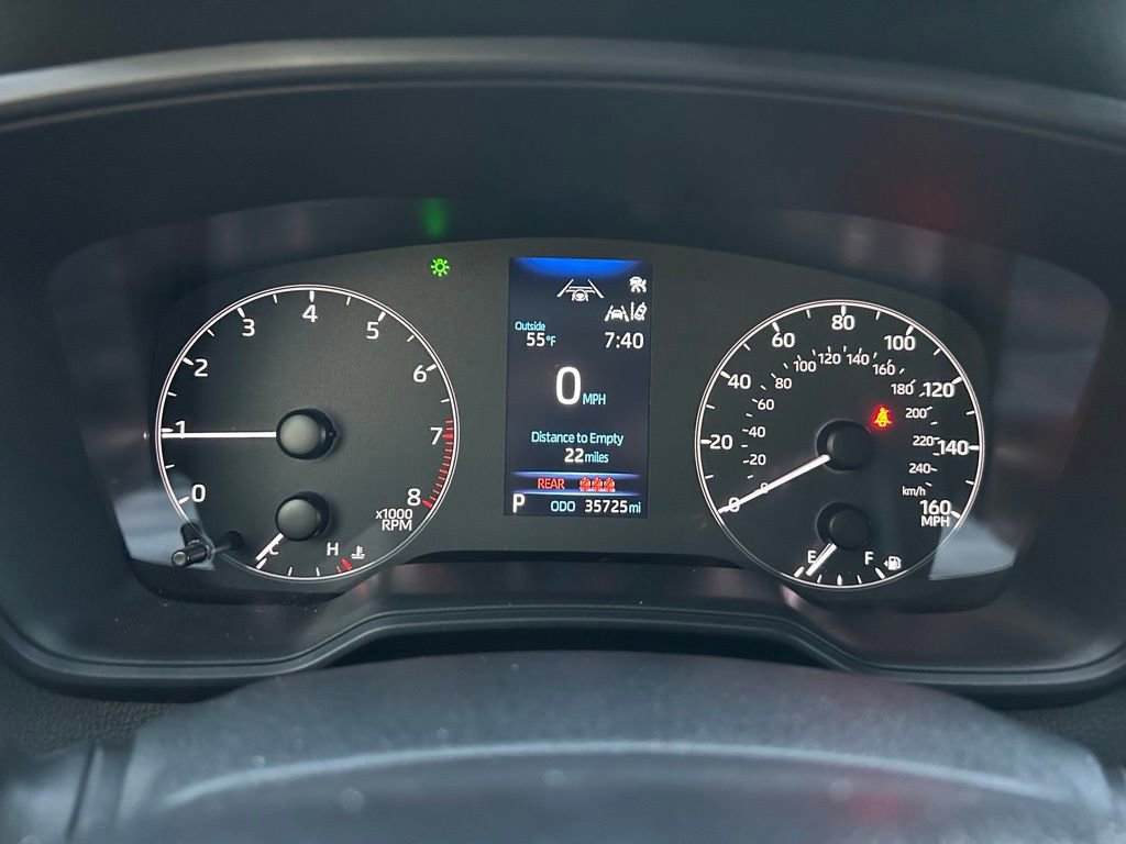 Used 2024 Toyota Corolla Cross LE image 22