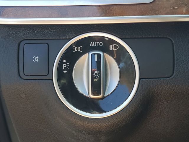 Used 2014 Mercedes-Benz E 350 Sedan image 22