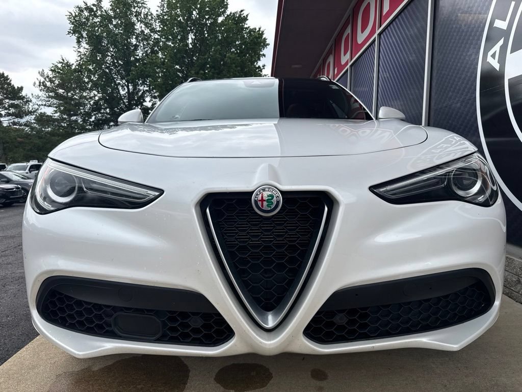 Used 2020 Alfa Romeo Stelvio Ti Sport AWD/4WD image 8