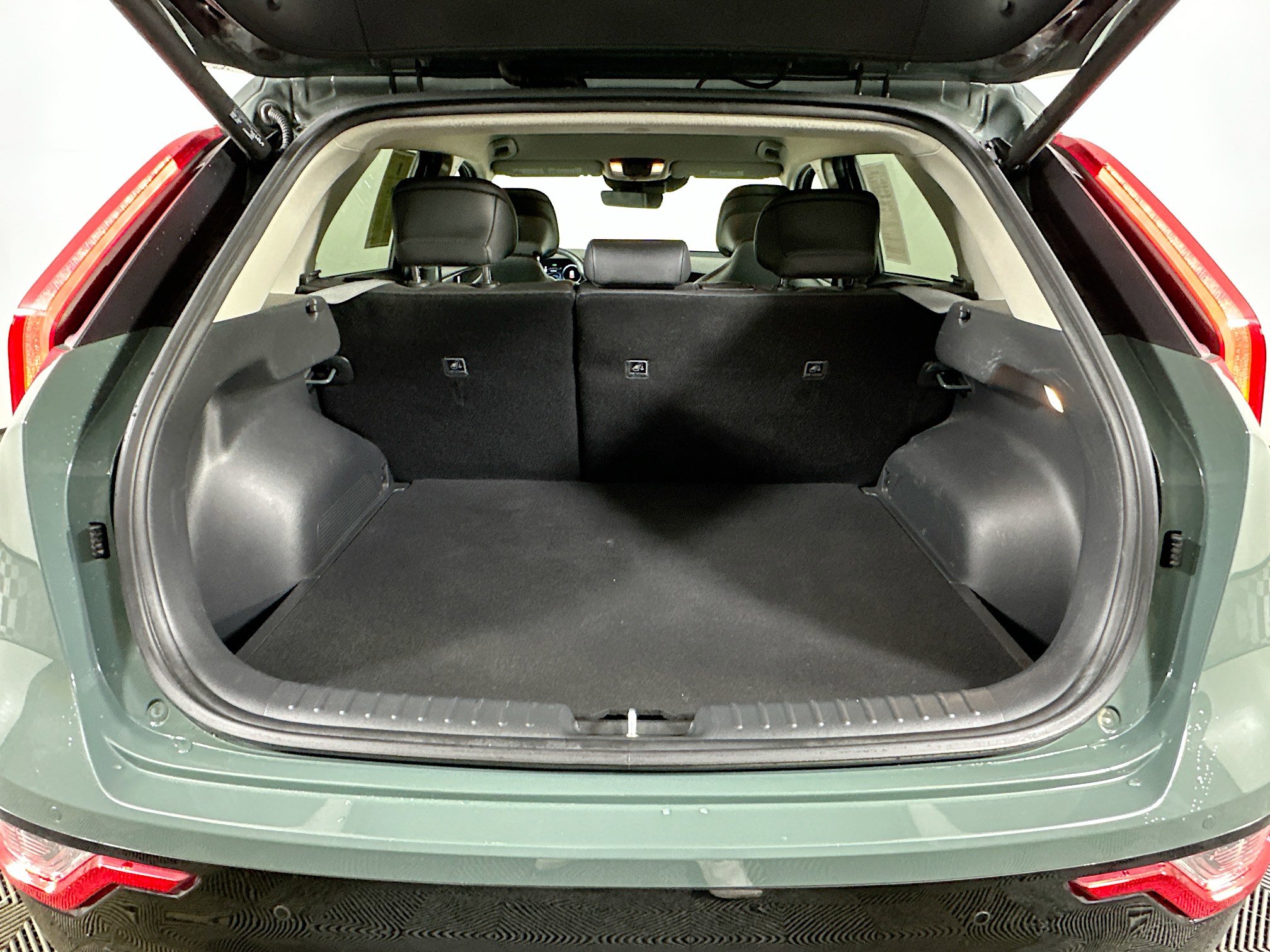 Used 2023 Kia Niro Wind w/ Wind Preserve Package FWD image 28