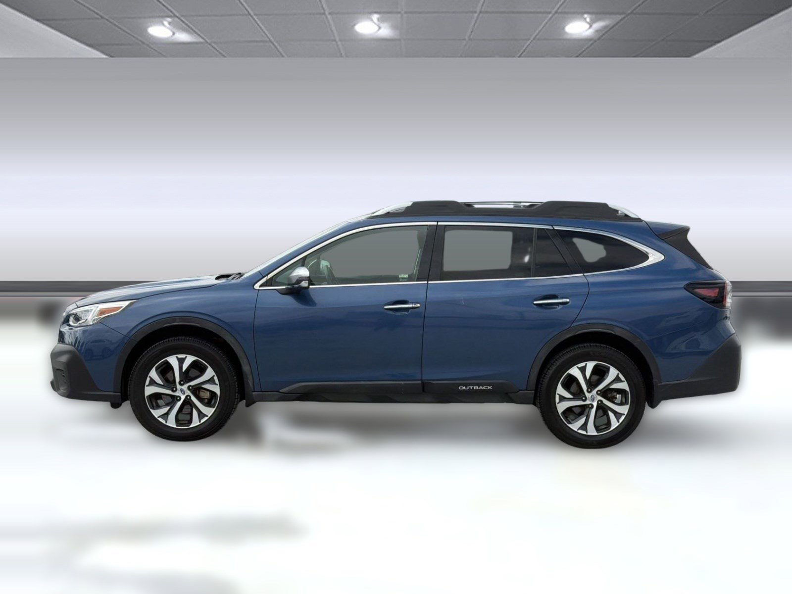 Used 2020 Subaru Outback Touring XT AWD/4WD image 2