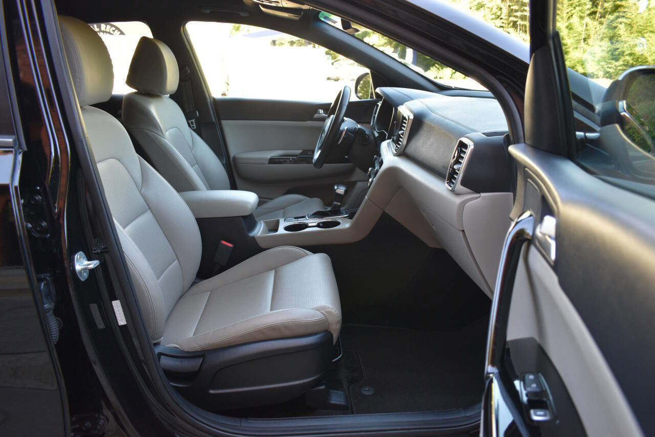 Used 2022 Kia Sportage Nightfall Edition w/ Nighfall AWD Premium Package image 8