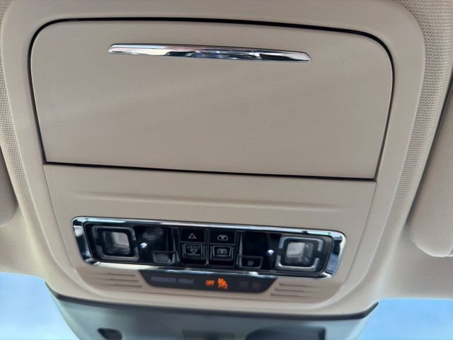 Used 2022 Lincoln Corsair AWD w/ Premium Package image 41