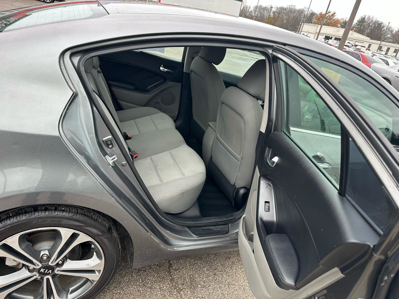 Used 2016 Kia Forte EX FWD image 12
